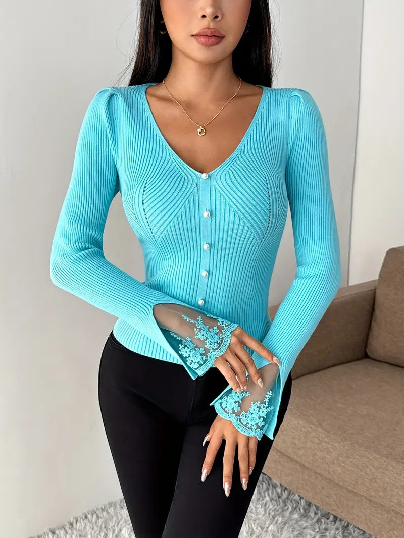 Skylar | Ribbed V-Neck Top