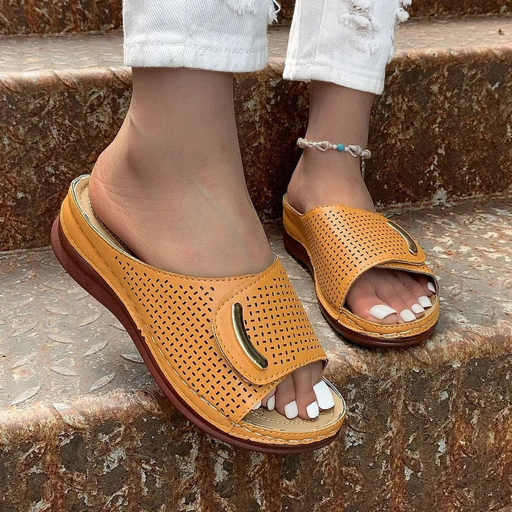 Rowenna - Classic Urban Sandals
